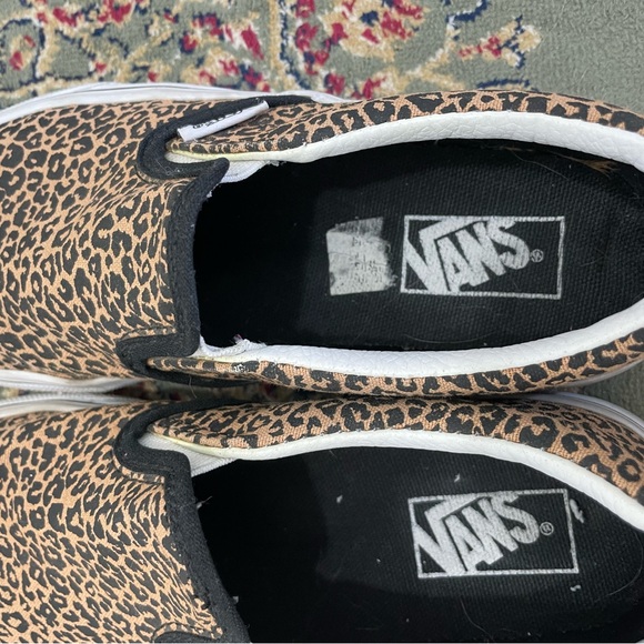 Vans leopard print size 2 - Picture 3 of 6